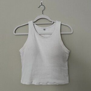 Uniqlo ribbed cropped bra top